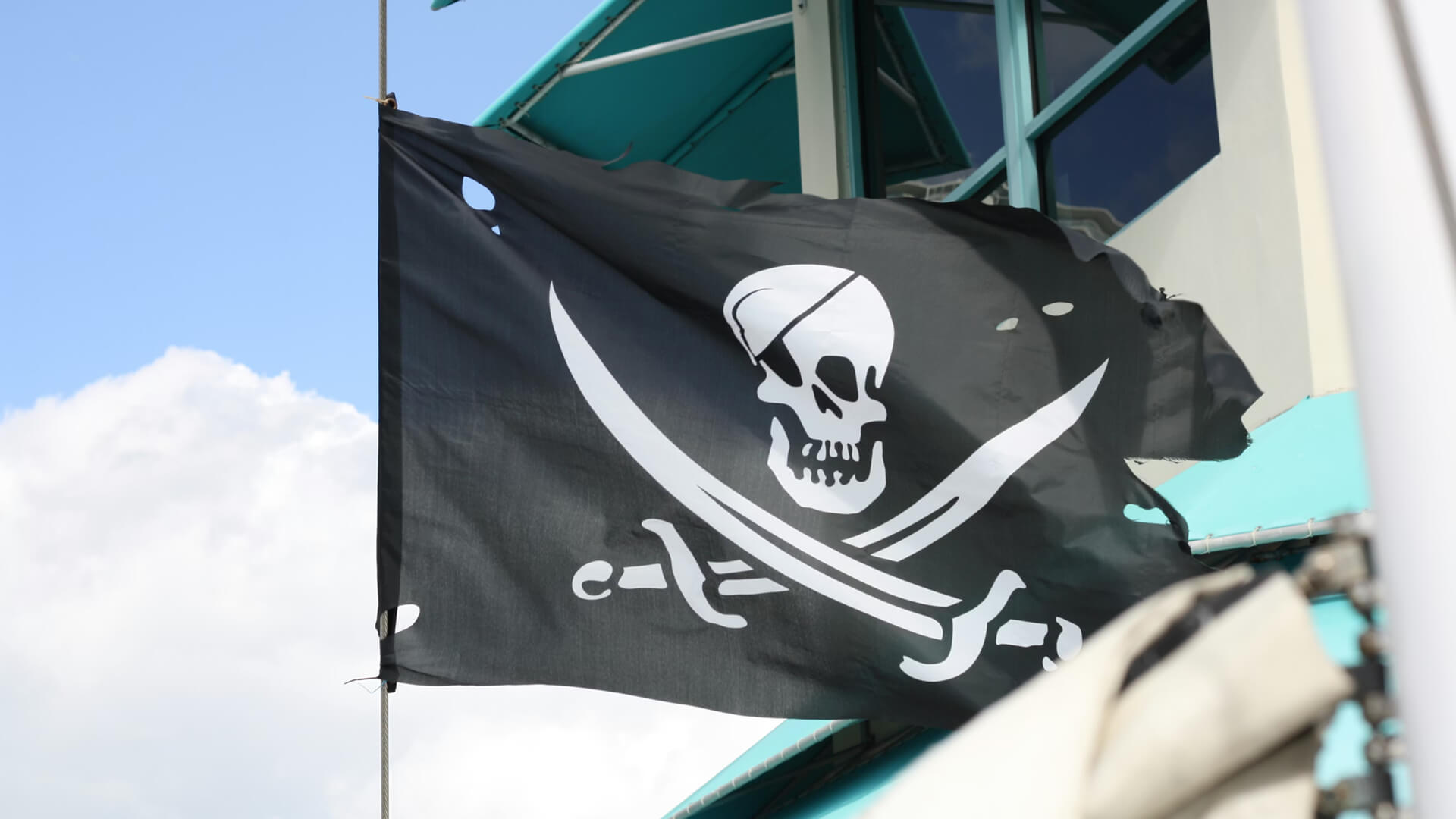 A jolly Roger Flag on a ship