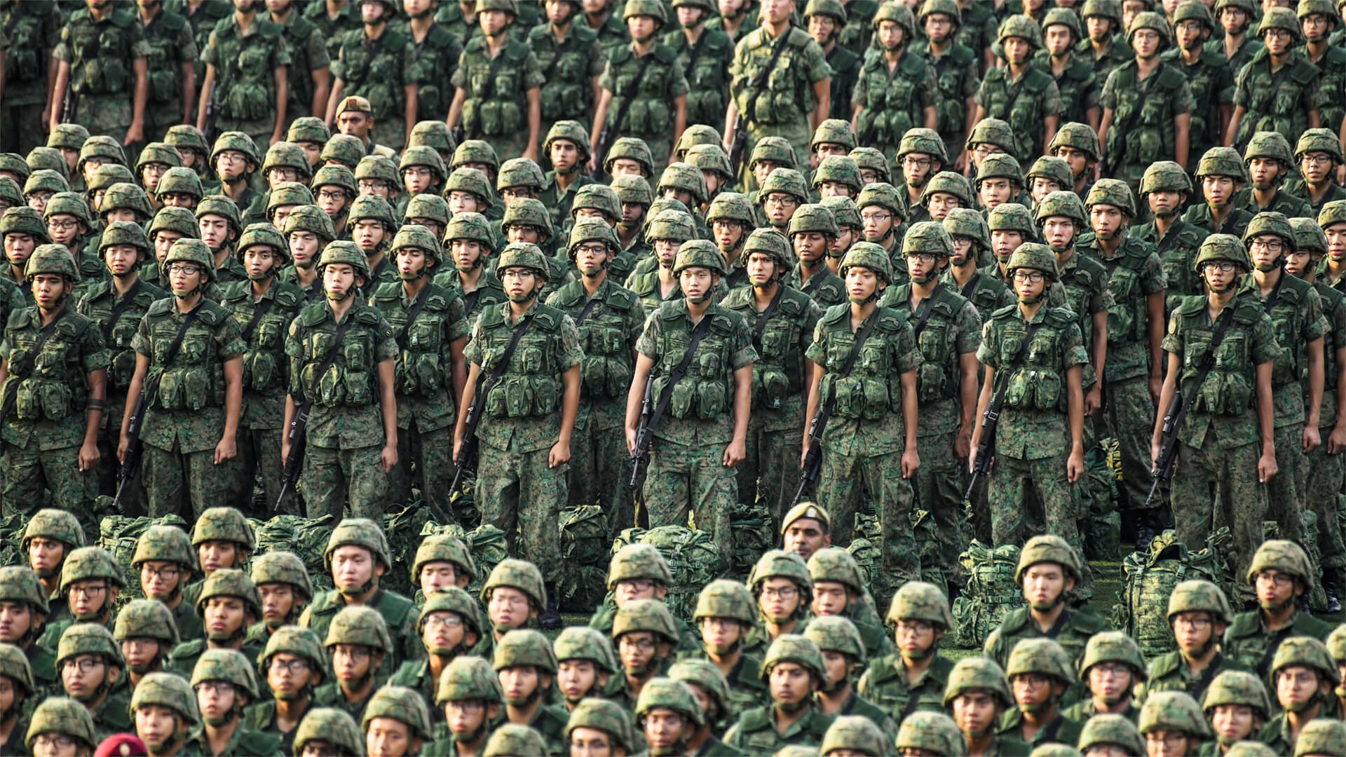 Chinese soldiers in camouflage fatigues